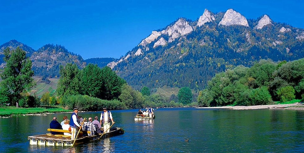 spływ-dunajcem-z-widokiem-na-trzy-korony